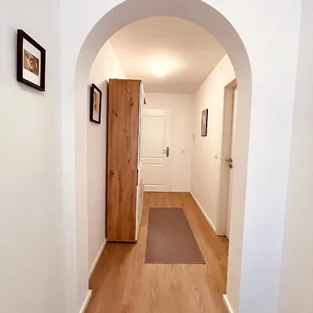 Apartamento Frisch Renoviertes Und Charmantes Estugarda